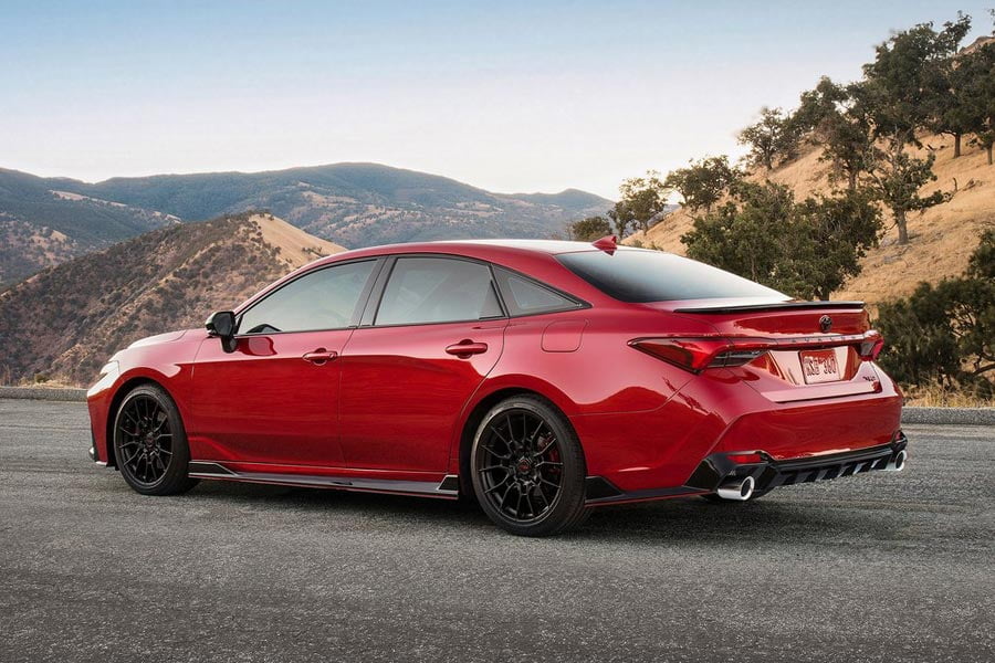 https://autogreeknews.gr/wp-content/uploads/2019/08/Toyota-Avalon_TRD-2.jpg