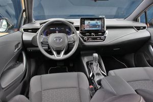 Toyota Corolla Hatchback Hybrid (18)