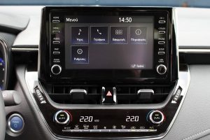 Toyota Corolla Hatchback Hybrid (20)