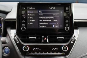 Toyota Corolla Hatchback Hybrid (21)