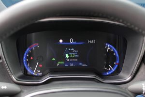 Toyota Corolla Hatchback Hybrid (25)