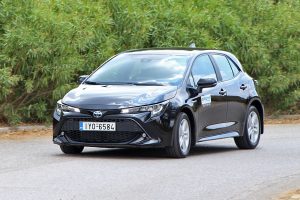 Toyota Corolla Hatchback Hybrid (4)
