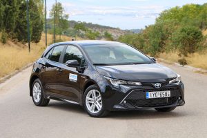 Toyota Corolla Hatchback Hybrid (8)