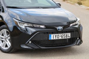 Toyota Corolla Hatchback Hybrid (9)
