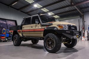 Toyota-Land-Cruiser-70-(1)