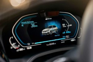 bmw 330e official7