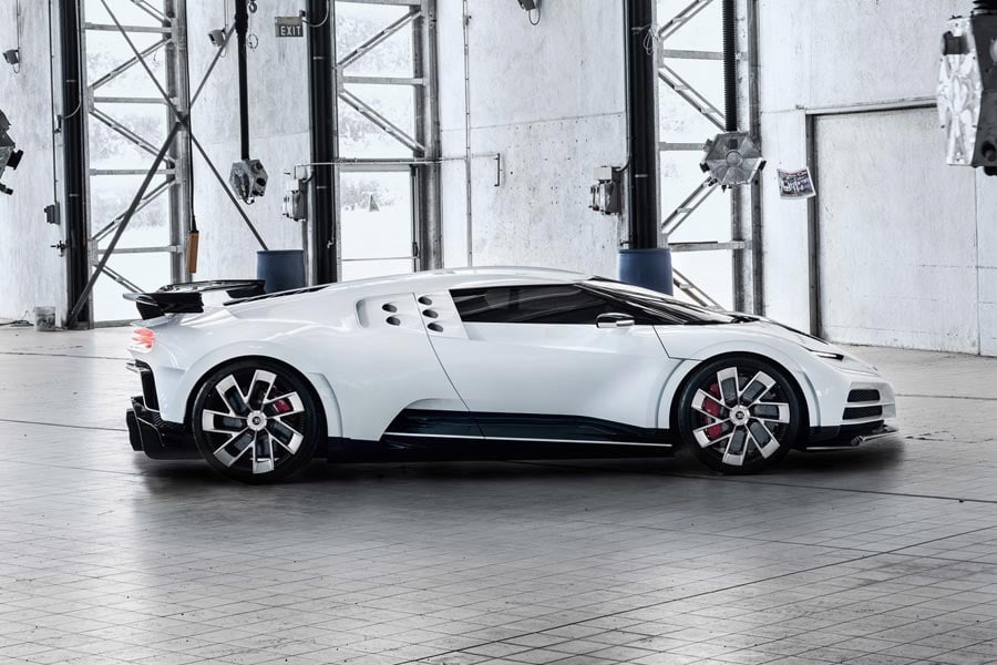 https://autogreeknews.gr/wp-content/uploads/2019/08/bugatti-centodieci-10.jpg