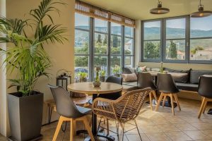 cafe-bar-restaurant-VERDE-andros-(9)