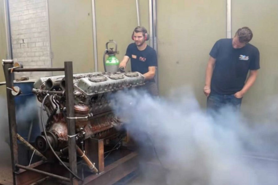 Κινητήρας τανκ «βρυχάται» μετά από 28 χρόνια! (+video)