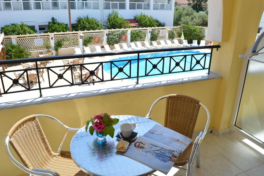 https://autogreeknews.gr/wp-content/uploads/2019/08/konstantina-apartments-corfu-20.jpg