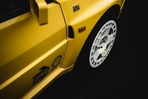 lancia delta giallo10