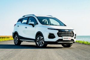 oi kinezoi allazoun6