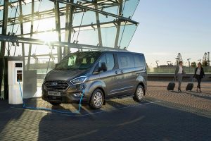 2019_FORD_TOURNEO_CUSTOM_PHEV__01