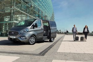 2019_FORD_TOURNEO_CUSTOM_PHEV__02-(1)