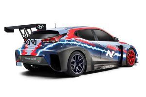 Hyundai_Veloster_N_1