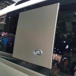 Land_Rover_Fake_Pillar_3