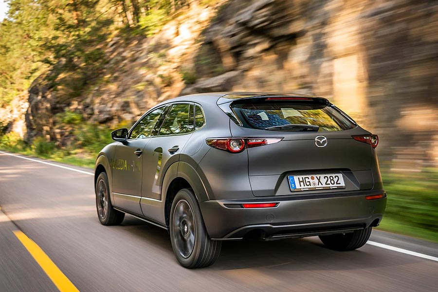 https://autogreeknews.gr/wp-content/uploads/2019/09/Mazda-e-TPV_2.jpg