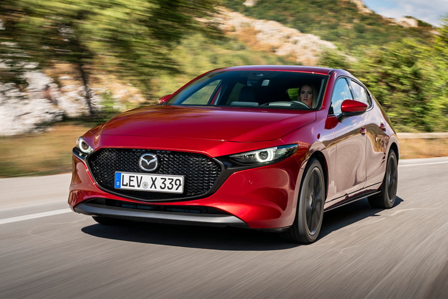 https://autogreeknews.gr/wp-content/uploads/2019/09/Mazda3-2019-1.jpg