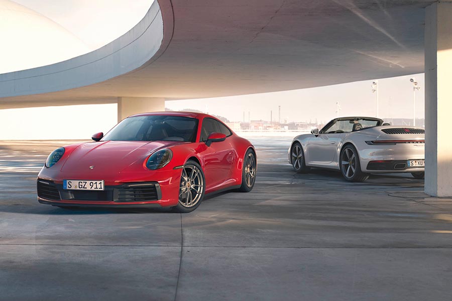 https://autogreeknews.gr/wp-content/uploads/2019/09/Porsche_911_sales.jpg