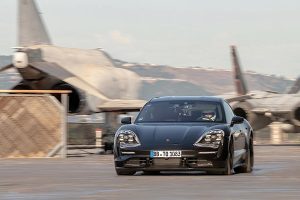 Porsche_Taycan_Aeroplanoforo_4