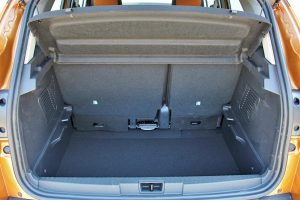 Renault-Captur-1.3-TCe-130-(26)