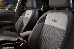 VW-Polo-R-Line-(3)