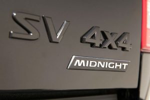 nissan navara midnight edition3