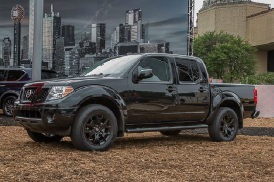 https://autogreeknews.gr/wp-content/uploads/2019/09/nissan-navara-midnight-edition5.jpg