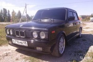 Fake_BMW-Lada_1