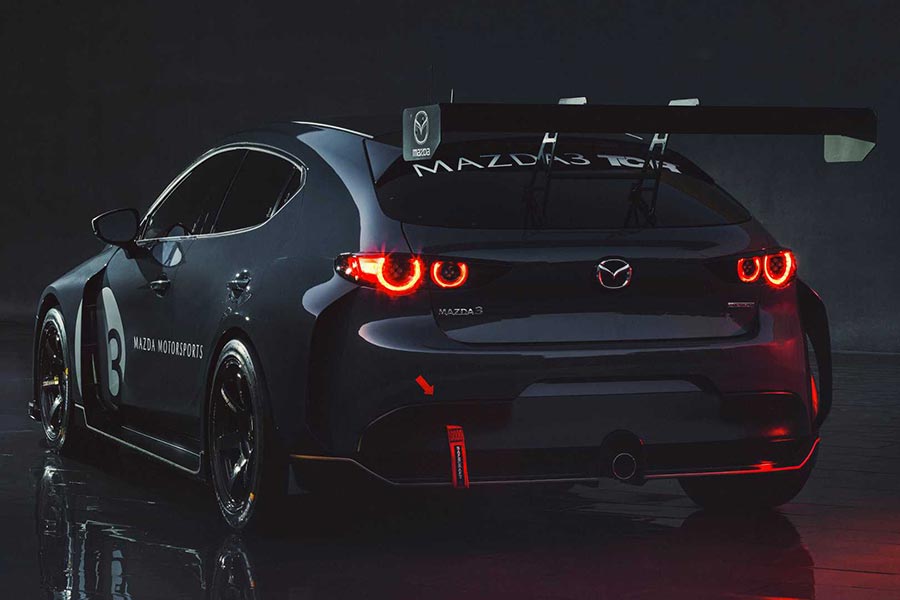 https://autogreeknews.gr/wp-content/uploads/2019/10/Mazda3TCR_6.jpg