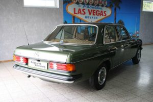 Mercedes 200 W123 (10)