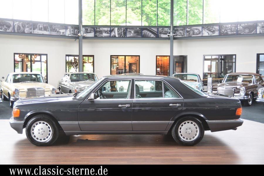 https://autogreeknews.gr/wp-content/uploads/2019/10/Mercedes-560-SE-8.jpg