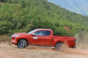 Mitsubishi L200 (12)