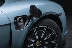 Porsche_Taycan_4S_3