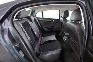 Renault-Megane-Sedan-(6)
