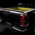 Toyota-Hilux-Wald-Black-Bison (4)