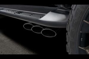 Toyota-Hilux-Wald-Black-Bison (6)