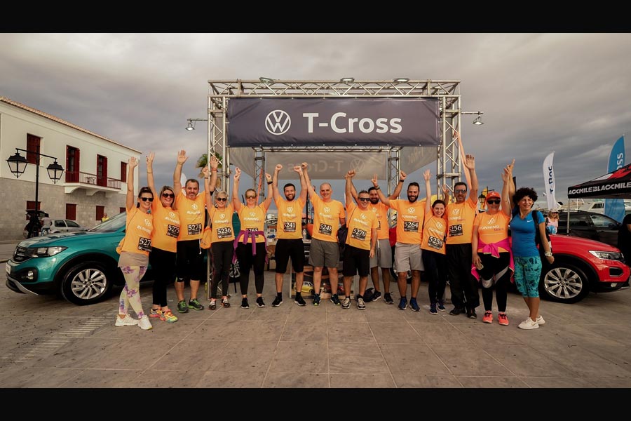 https://autogreeknews.gr/wp-content/uploads/2019/10/VOLKSWAGEN-SPETSES-MINI-MARATHON-2019-VOLKSWAGEN-RUNNING-TEAM.jpg