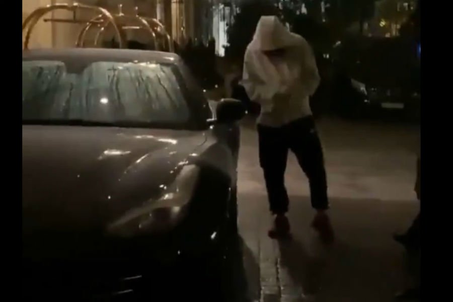 Δεν άνοιγε η Ferrari του Νεϊμάρ λόγω ψύχους (+video)