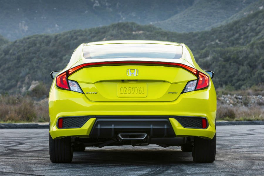 https://autogreeknews.gr/wp-content/uploads/2019/10/honda-civic-coupe7.jpg