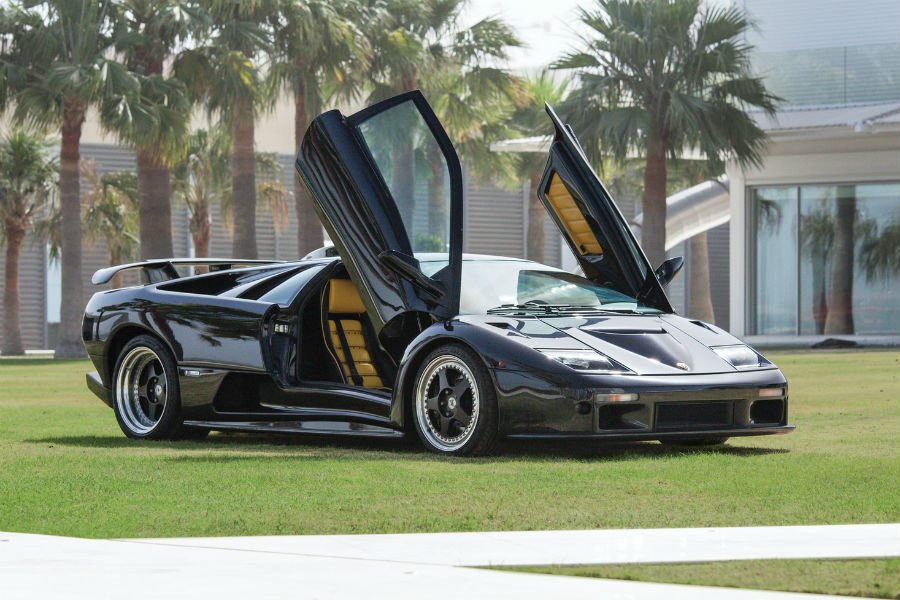 https://autogreeknews.gr/wp-content/uploads/2019/10/lamborghini-diablo-gt.jpg