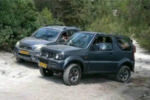 terios-vs-jimny