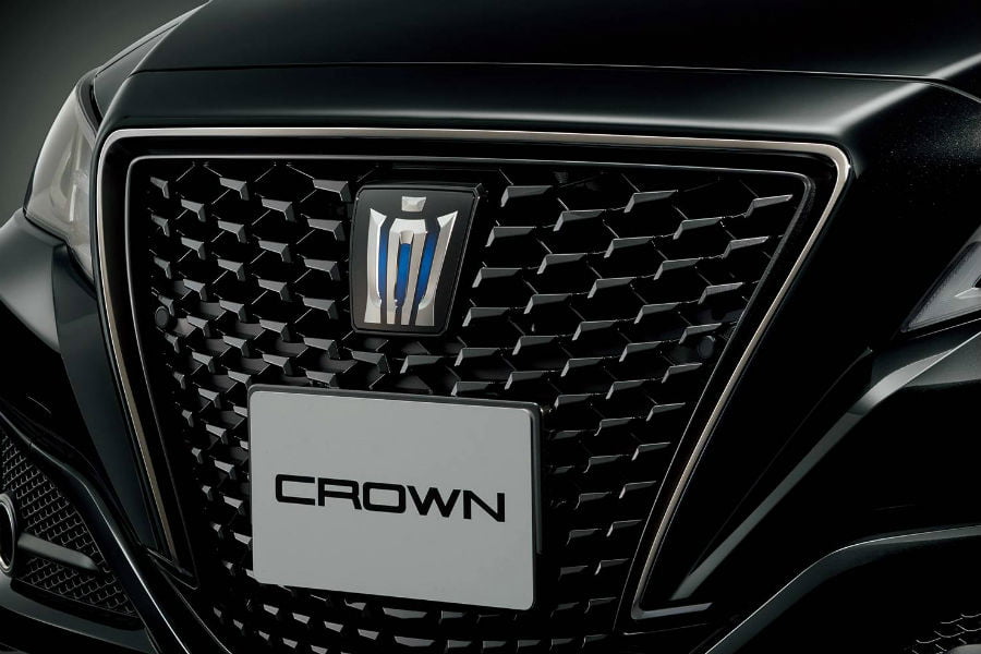 https://autogreeknews.gr/wp-content/uploads/2019/10/toyota-crown-sport-style6.jpg