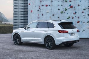 vw touareg r2