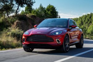 Aston-Martin-DBX_01