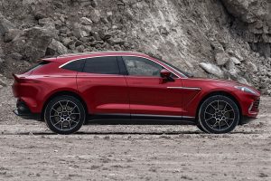 Aston-Martin-DBX_06