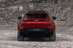Aston-Martin-DBX_07