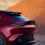 Aston-Martin-DBX_09