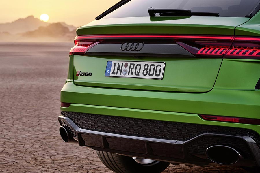 https://autogreeknews.gr/wp-content/uploads/2019/11/Audi-RSQ8-10.jpg
