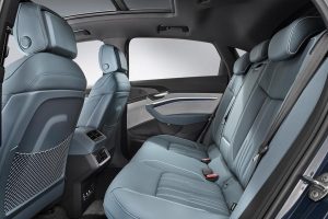 Audi-e-tron-Sportback-55-quattro-(7)